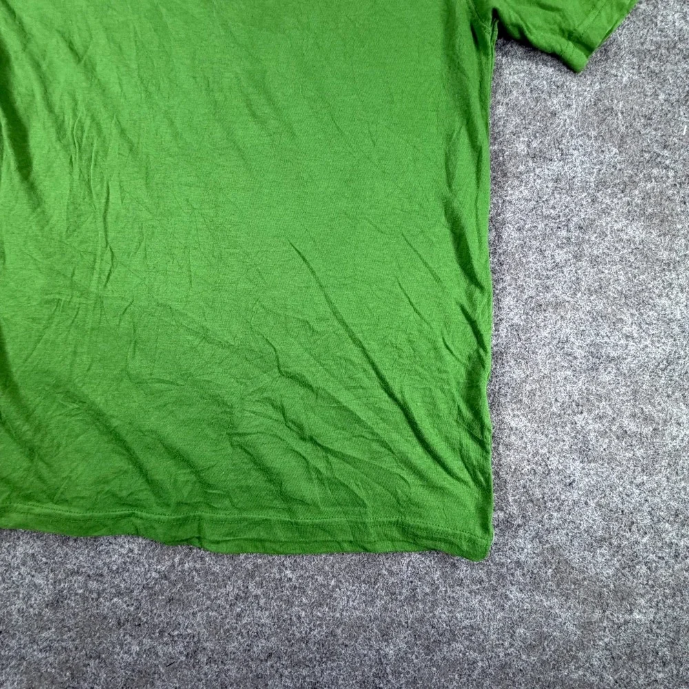 John Deere Graphic T-Shirt Mens L Green Crewneck Short Sleeve Showroom Wear - Picture 4 of 16
